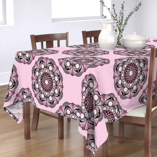 HOME_GOOD_RECTANGULAR_TABLE_CLOTH