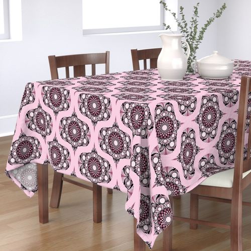 HOME_GOOD_RECTANGULAR_TABLE_CLOTH