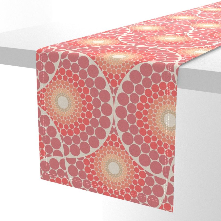 HOME_GOOD_TABLE_RUNNER