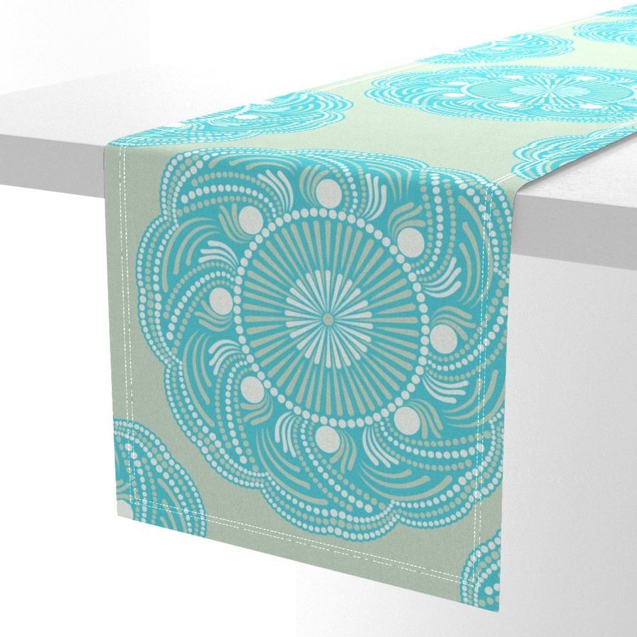 HOME_GOOD_TABLE_RUNNER