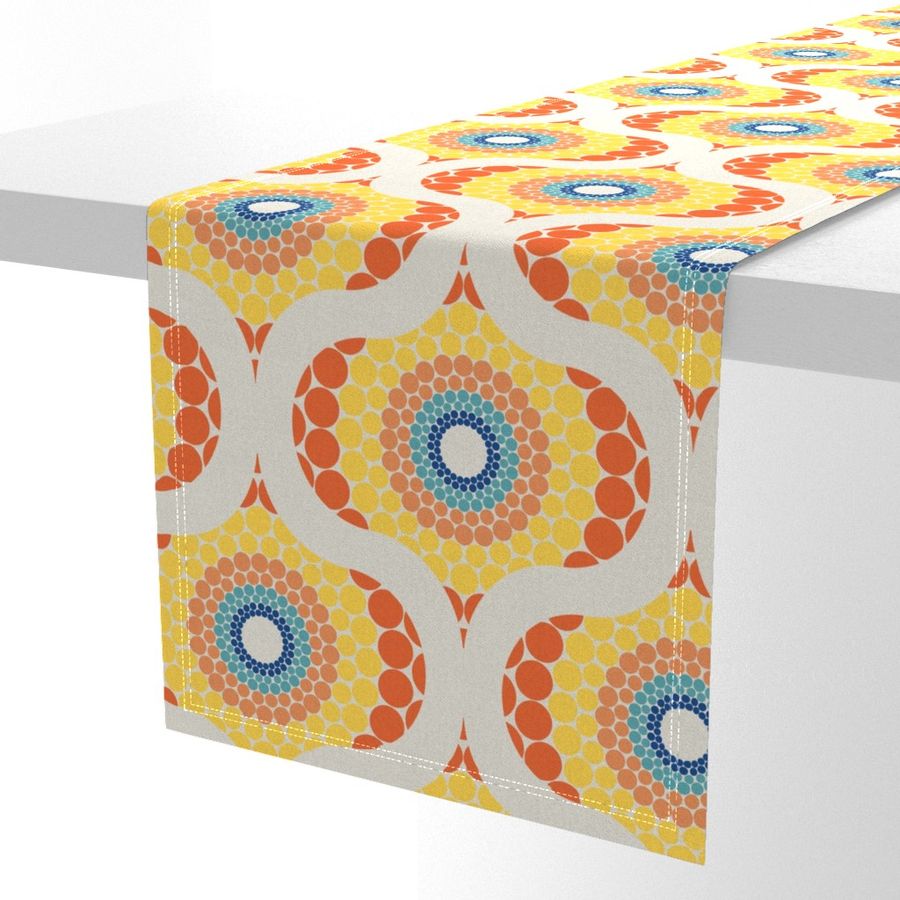 HOME_GOOD_TABLE_RUNNER