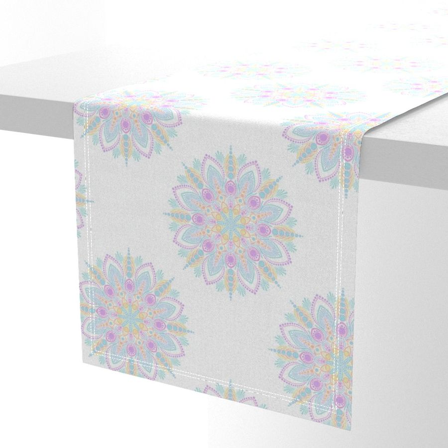 HOME_GOOD_TABLE_RUNNER