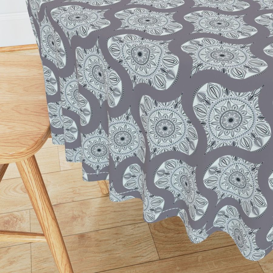 HOME_GOOD_ROUND_TABLE_CLOTH