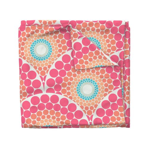 24 Radiant Sunset on Sea Dot Mandala Scallop - Large Scale
