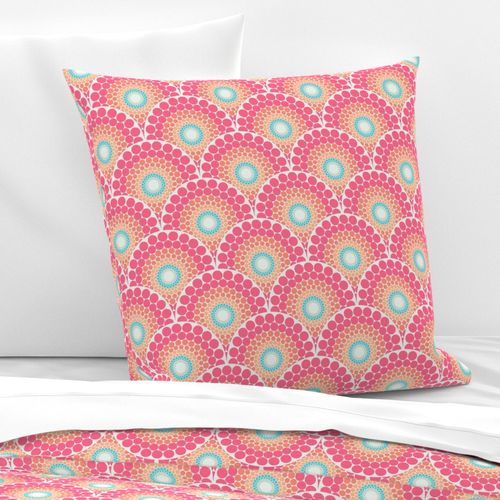 6” Radiant Sunset on Sea Dot Mandala Scallop - Small Scale