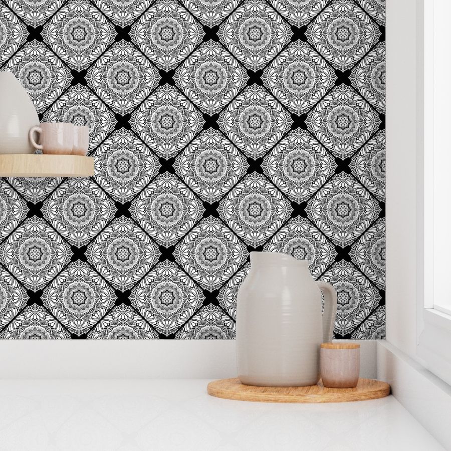 6” Monochrome Mandala Diamond Tile - Small