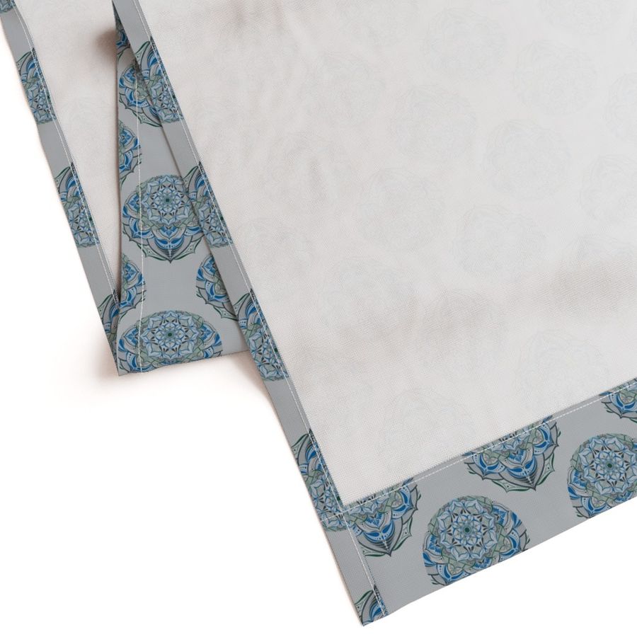 6” Ultra Steady Mandala Grey Polka Dot - Small