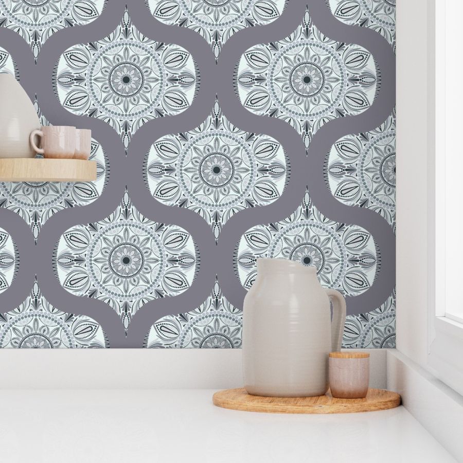Medium Floral Harmony Silver Smoke Mandala Retro Ogee