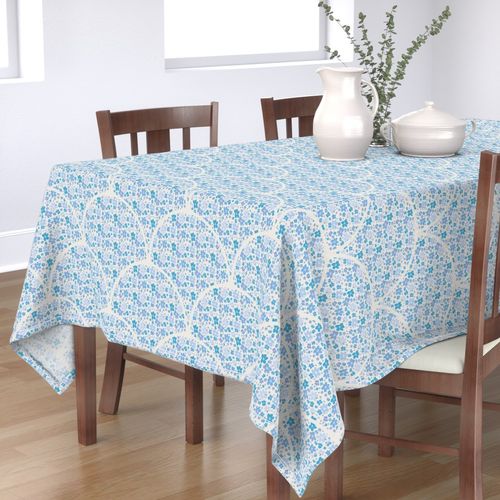 12” Retro Florals Berry Blues Art Deco Scallop - Medium