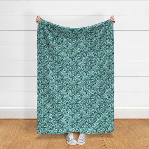 Small Starry Night On Sea Doodle Art Deco Scallop