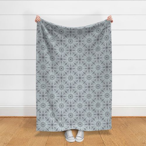 Medium Floral Harmony Silver Smoke Mandala Diamond Tile