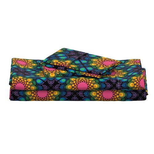Medium Black Maximalist Rainbow Floral Fountain Diamond Tile