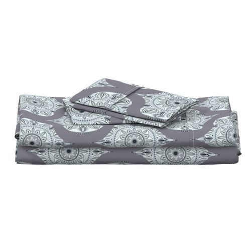 Medium Floral Harmony Silver Smoke Mandala Retro Ogee