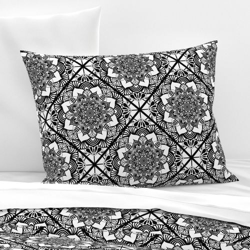 12” Monochrome Mandalas Sweet Dreams Diamond Tile - Medium
