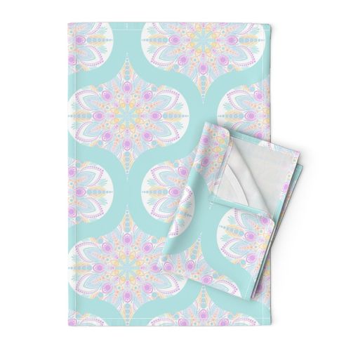 Medium Pastel Rainbow Ice Cream Sundae Retro Ogee Mandala