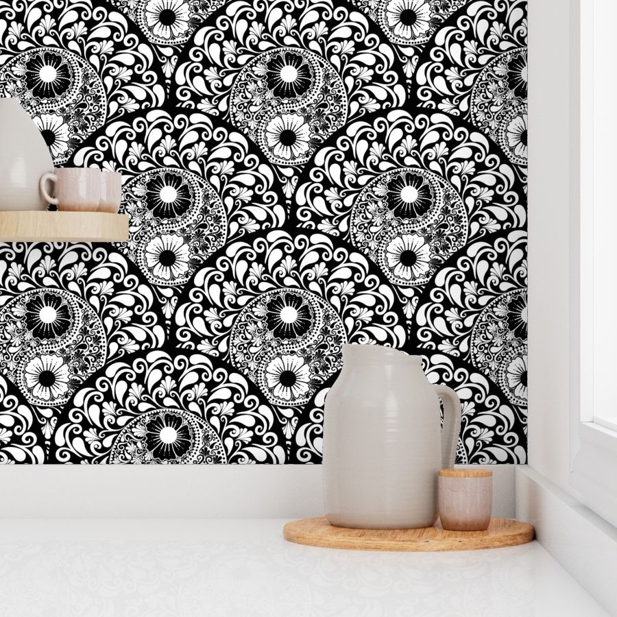 Medium Black And White Paisley Floral Yin Yang Mandala Art Deco Scallop