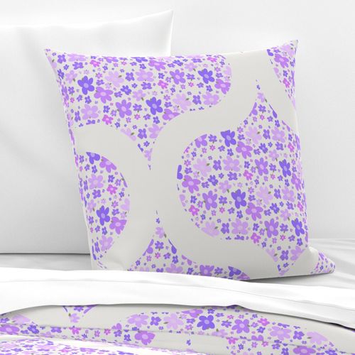 24” Lilac and Lavender Retro Florals Ogee - Large