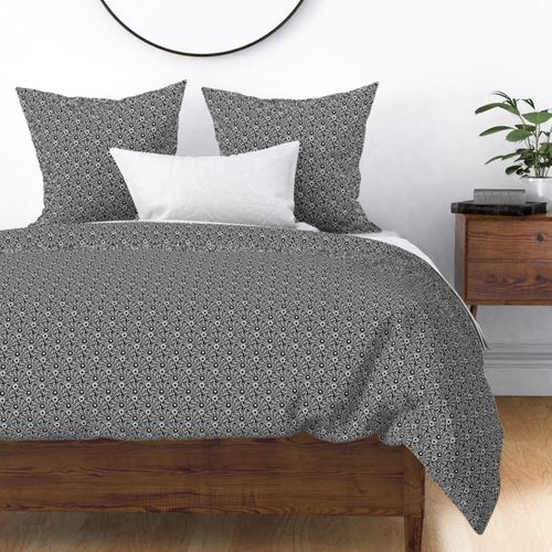 Ditsy Black And White Paisley Floral Yin Yang Mandala Art Deco Scallop