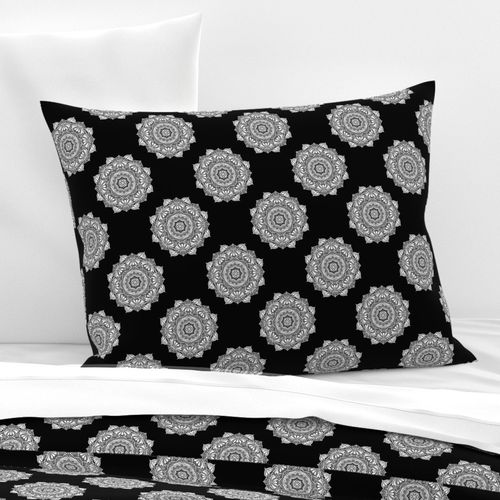 6” Monochrome Mandala Polka Dot - Small