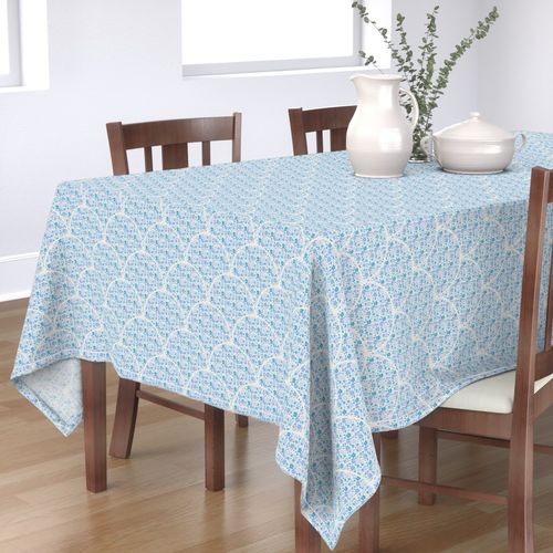 6” Retro Florals Berry Blues Art Deco Scallop - Small