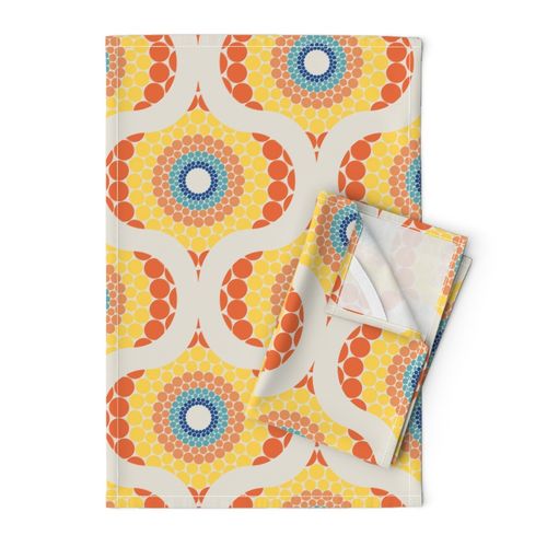 Medium Radiant Aegean Summer Retro Ogee Mandala