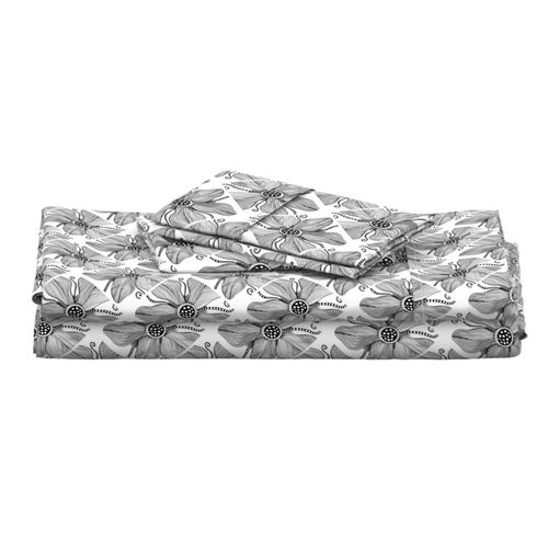 6” Monochrome Topography Flower Tangle Diamond Tile - Small