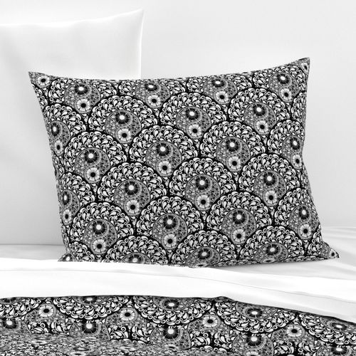 Small Black And White Paisley Floral Yin Yang Mandala Art Deco Scallop